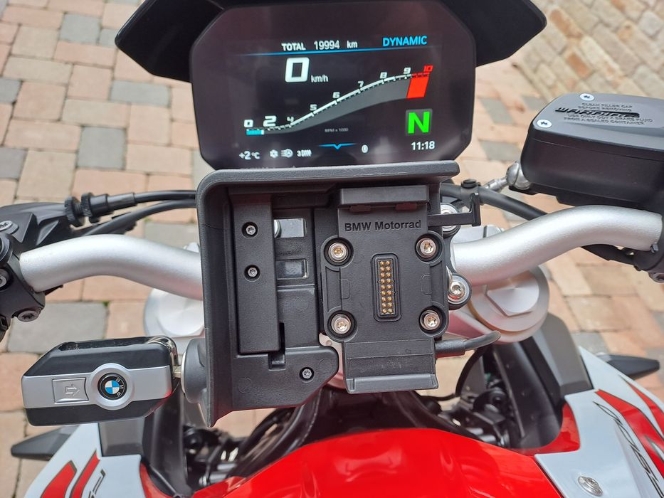 Vând Bmw f900R Stare Ca Nouă Garanție