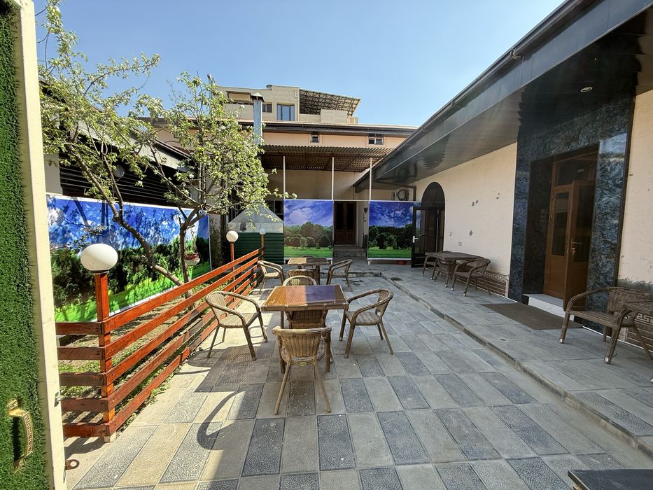 Срочно Кафе арендага берилади. Юлни усти. Qurutob.uz.Енида.Таер бизнес