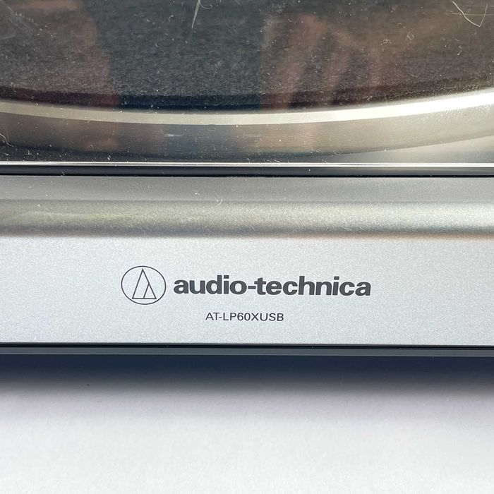 Audio-Technica AT-LP60XUSB – автоматичен грамофон с USB, отлично състояние