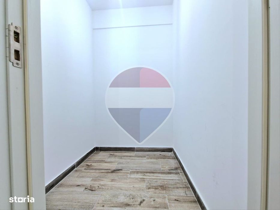 Apartament 2 camere și parcare Fiald (zona Nord)