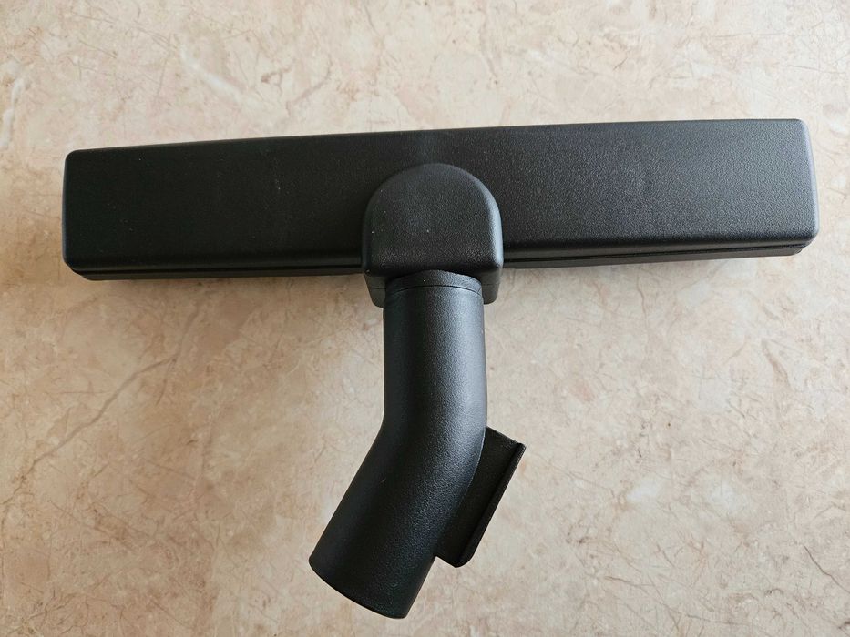 Продават се нови четки за паркет и тапицерия от прахосмукачка ROWENTA