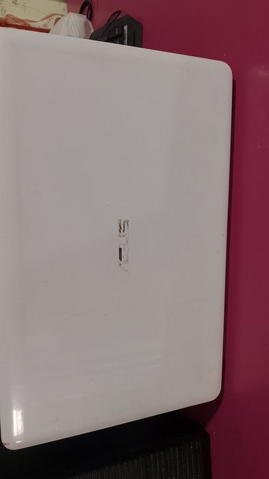 Laptop asus pentru piese