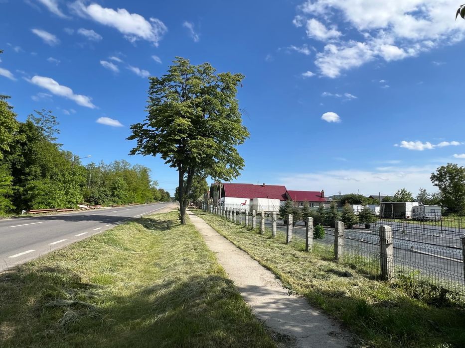 Vând teren intravilan situat în orașul Buhuși