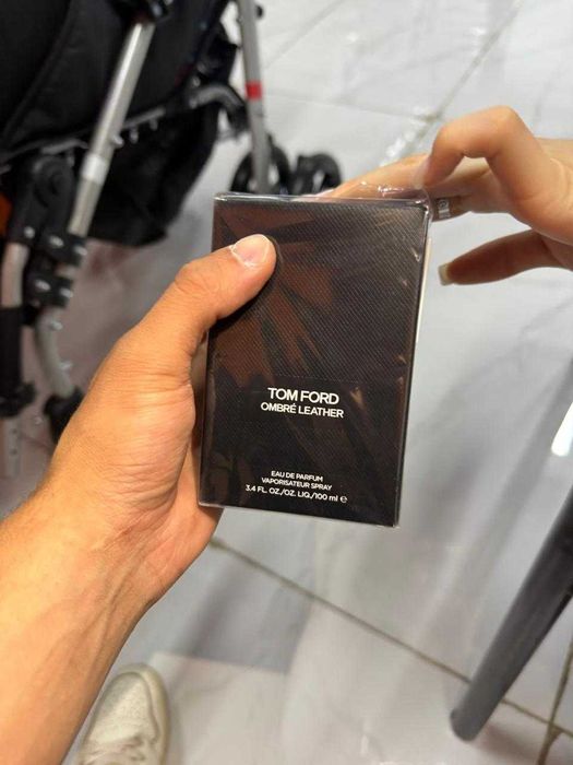 TOM FORD Ombré Leather и molecule 02 escentric molecules