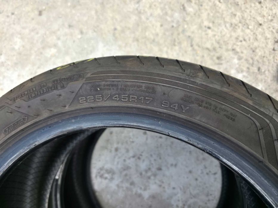 2 Anvelope de VARA - 225/45/17 94Y - GoodYear Eagle F1 Asymmetric 3 * OEM BMW - Stare F BUNA - DOT 2021 !