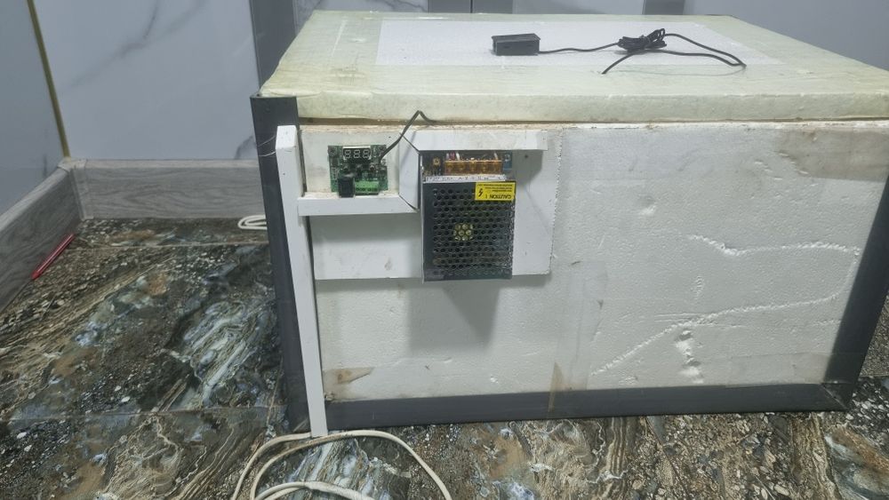 Продам самодельный инкубатор