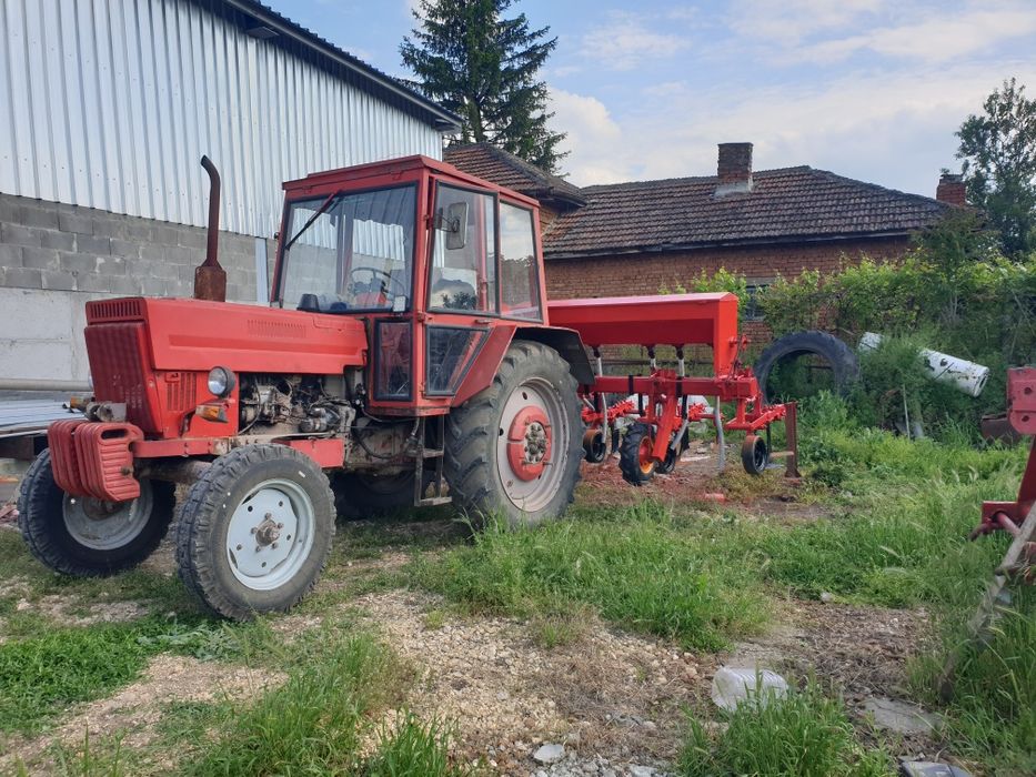 Окопен култиватор с торовнасяне, шест редов.