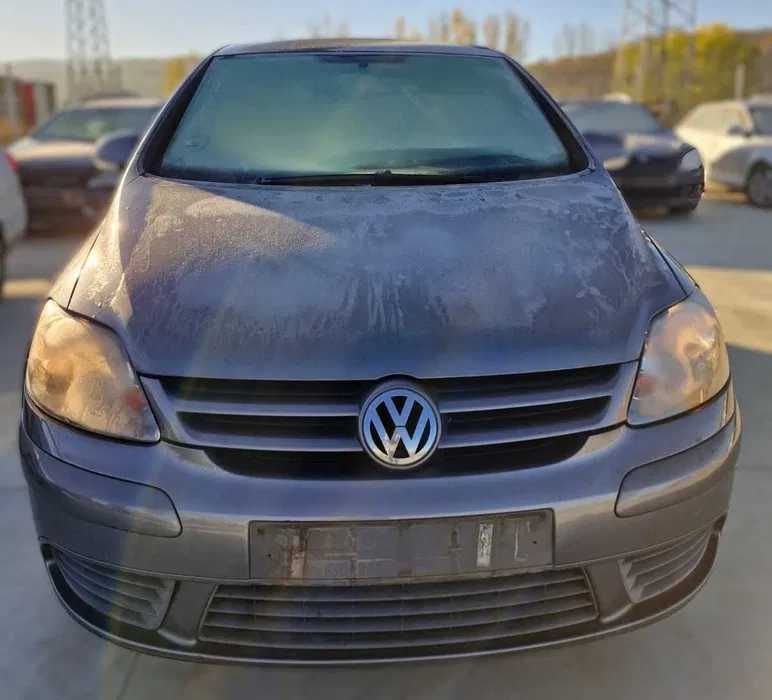 Dezmembrez VW Golf 5,5 Plus 1.6B cod motor BGU 2.0D cod motor BMM 2008