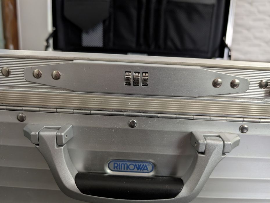 RIMOWA original pilot case идеальное состояние
