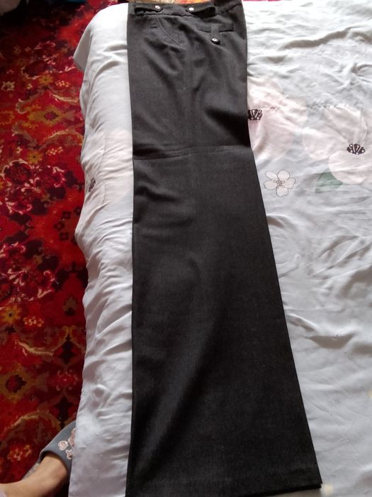 Кофта  худи.  спортивная. И тёплые спортивные брюки