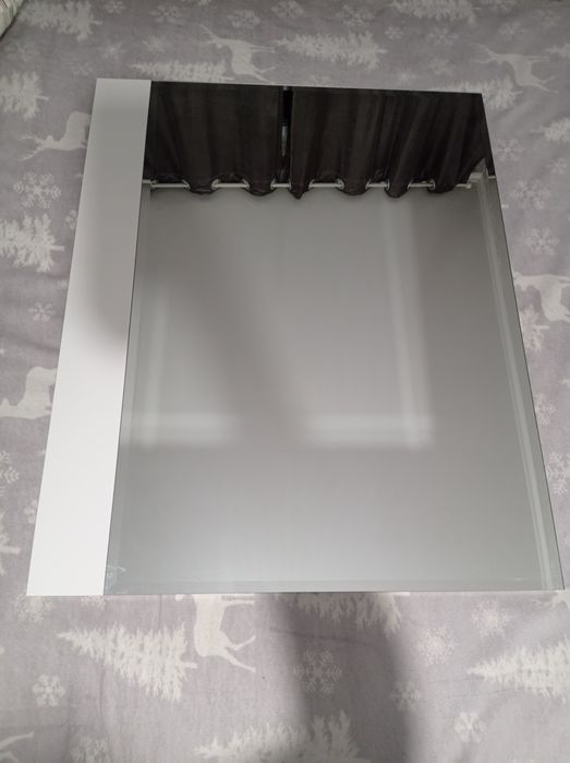 Зеркало настенное новое