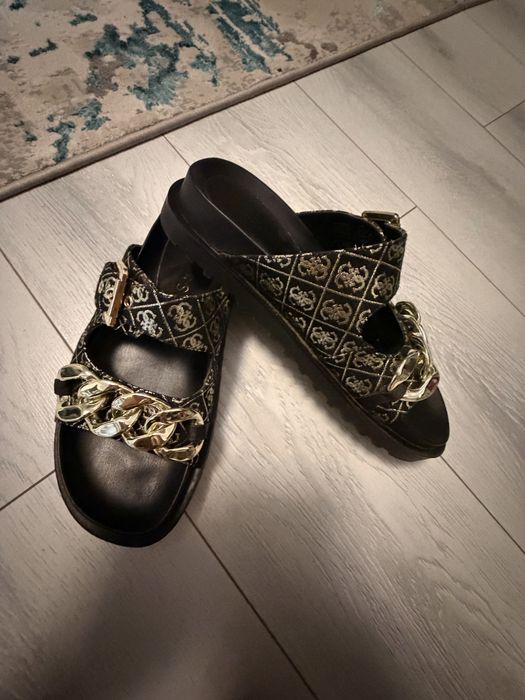 Papuci dama Guess