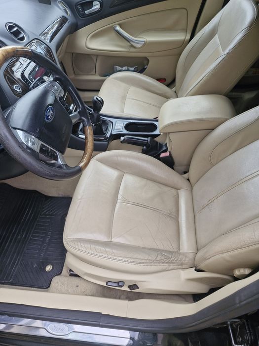 Ford mondeo 2008ghia
