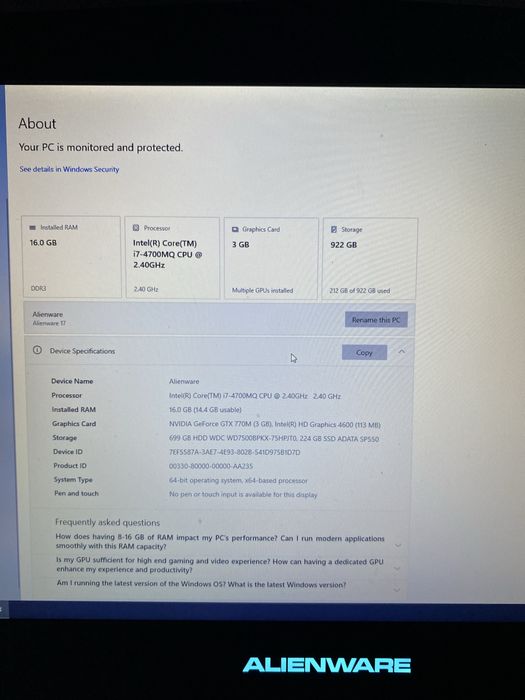 Vând laptop Alienware 17