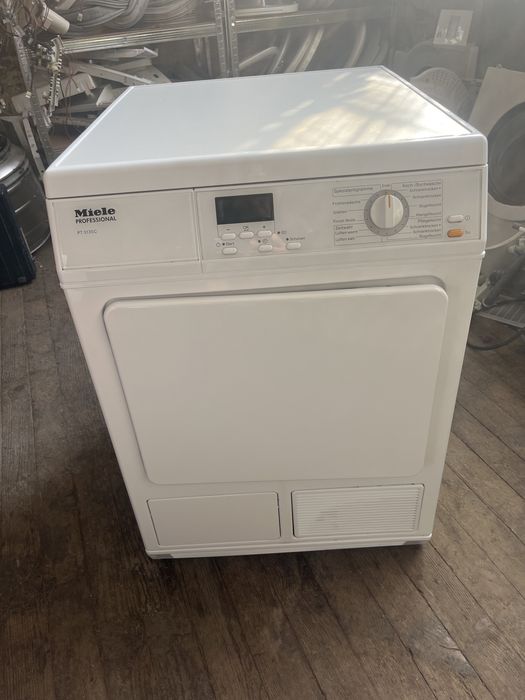 Професионална сушилня  MIELE PT5135C