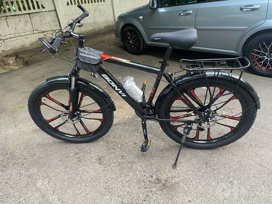 Velosiped srochna sotiladi