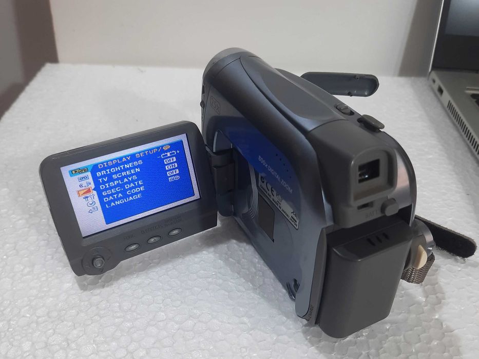 Vand  camera Video miniDV Canon MV900