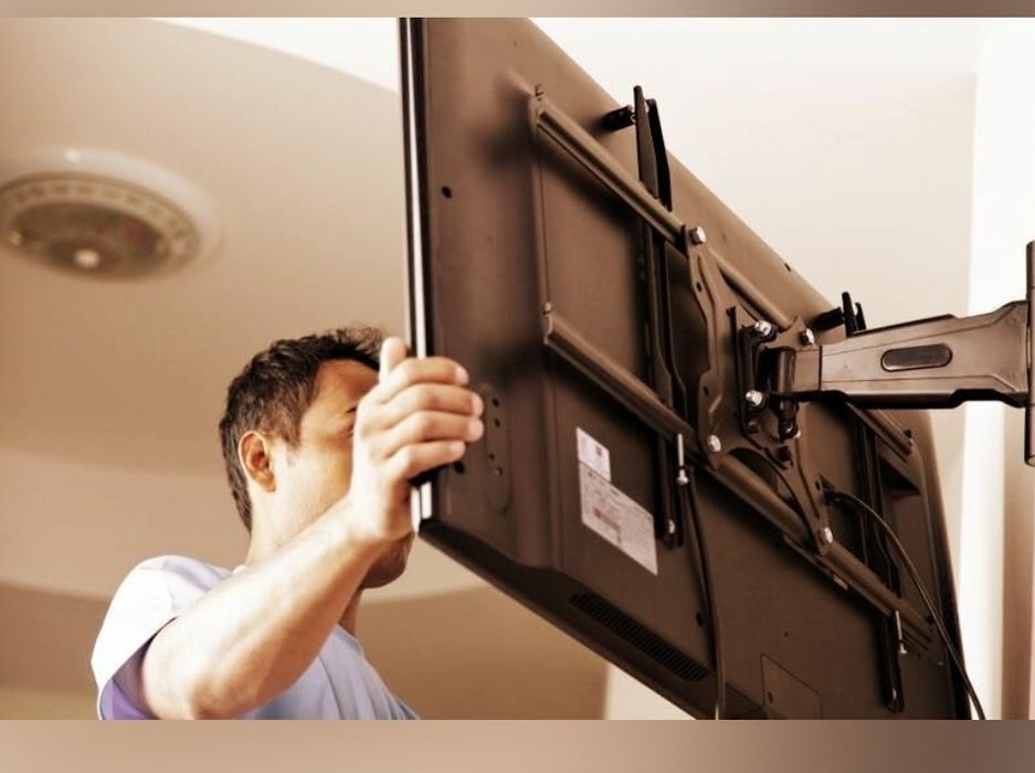 Установка кранштейна