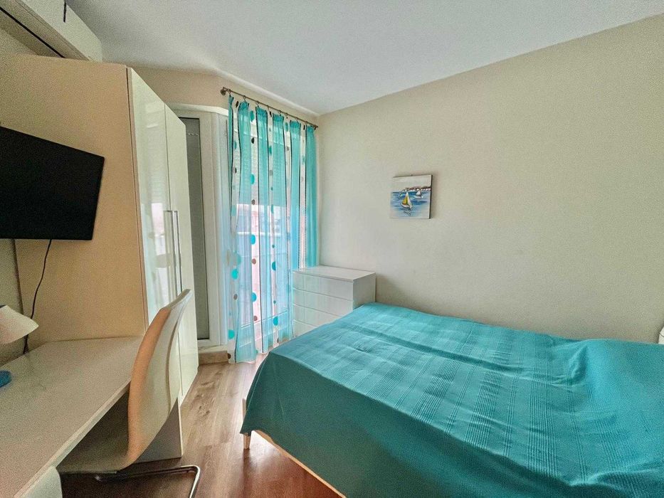 Тристаен апартамент в Равда с морска гледка!