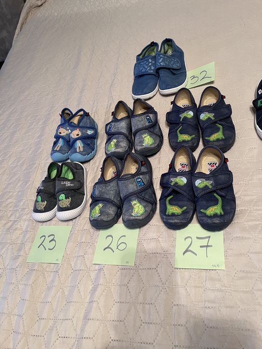 Пантофи с номера от 23 до 32