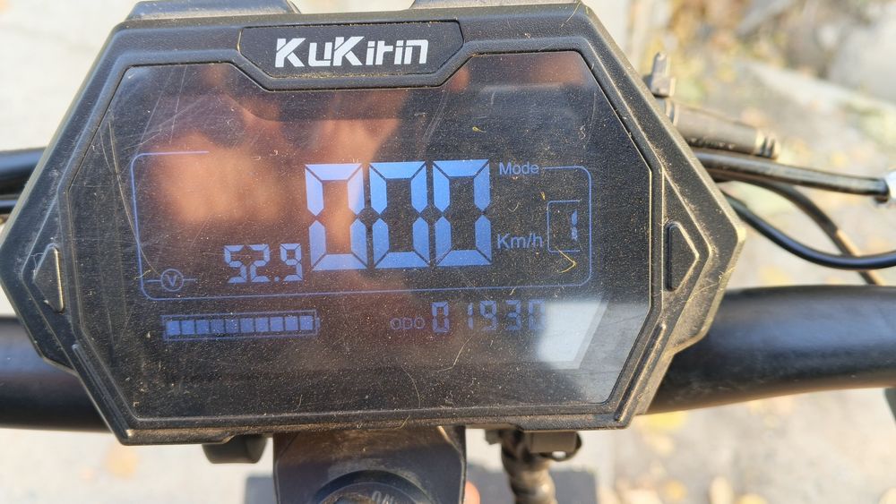 Продаю мощный электросамокат EVRO Kugoo M5 Pro ( Права не нужны )