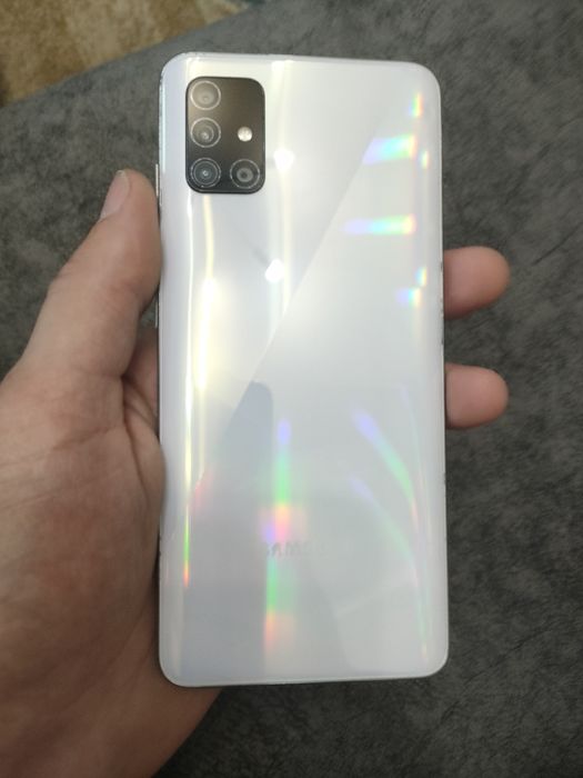 Продам Самсунг а51