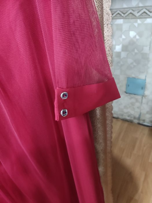 Платье в хорошем состоянии