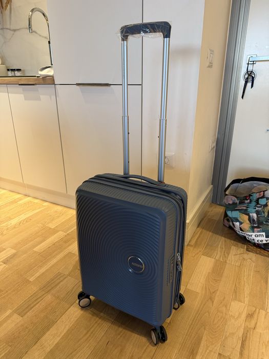 Troller American Tourister Soundbox 55