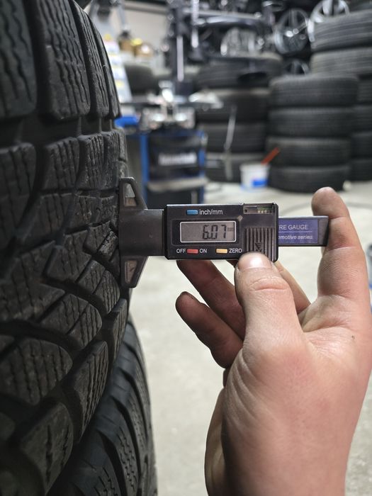 4 Броя 225/55/17 Dunlop 2x6mm 2x5mm