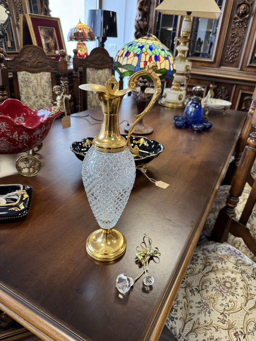 Carafa deosebita din cristal cu metal aurit