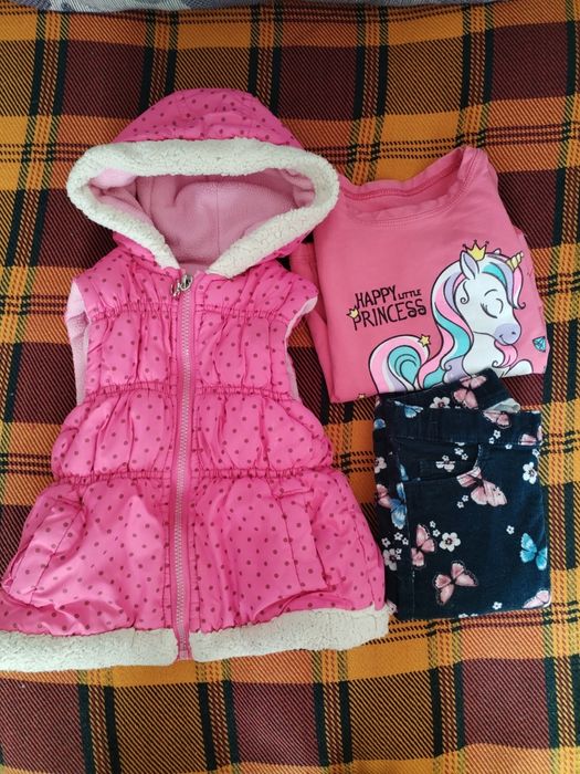 Детски комплект: грейка, панталонки и блузка, цена 4евро