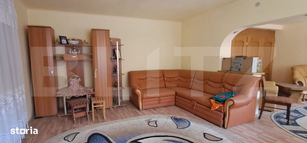 Pensiune + casa pe 5.500 mp, la poalele Muntilor Fagaras – Gura-Vaii
