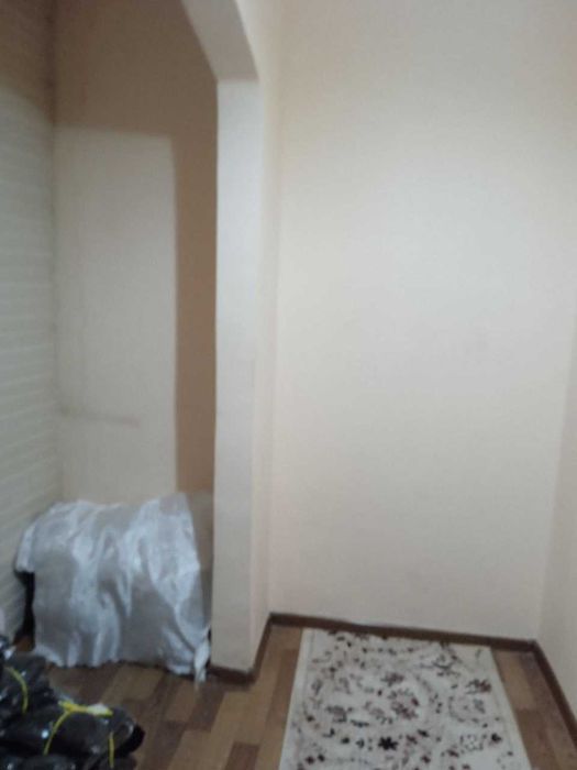 Тансикбой  2хона 1етаж Срочна Сотилади !!!