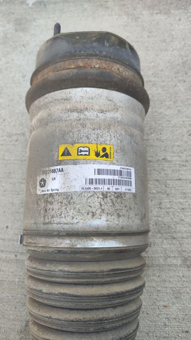 Предни амортисьори въздушно окачване Jeep Grand Cherokee WK2 2015