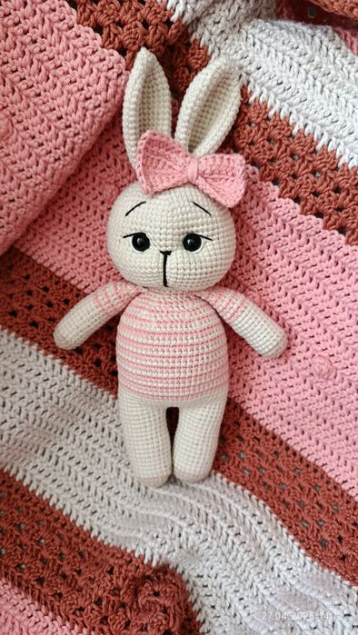 Плетени играчки на една кука