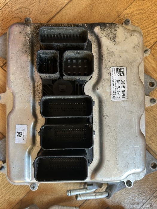 Компютър модул за работата на двигател BMW  450 k/с  , двигател N63