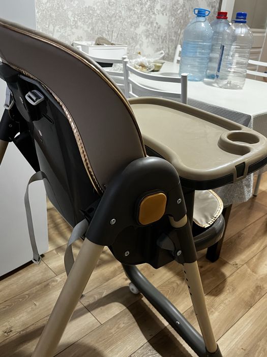 детский обеденный стол