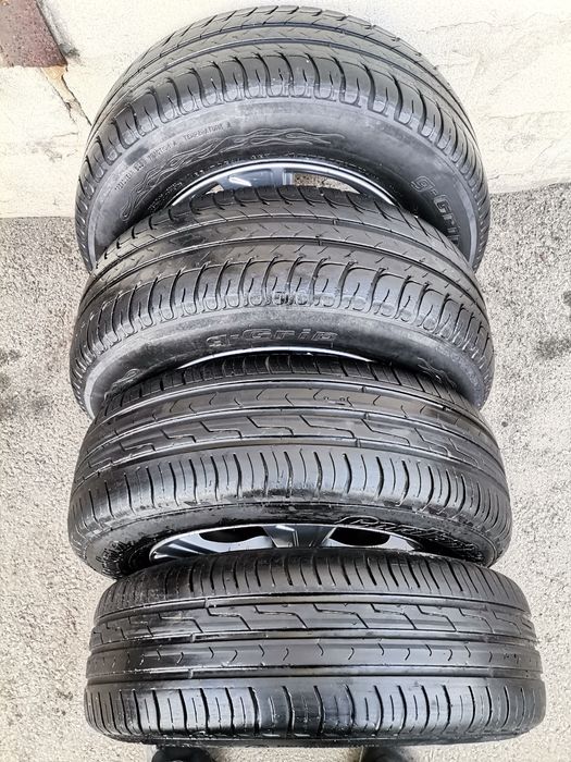 Легкосплавные диски R14 с шинами.