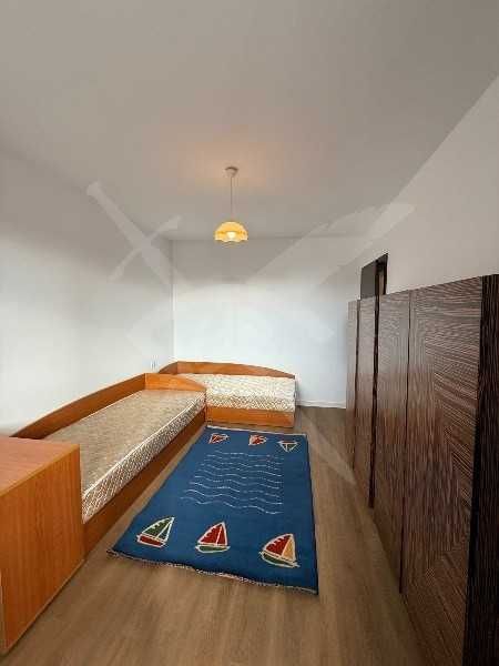 Тристаен - Център