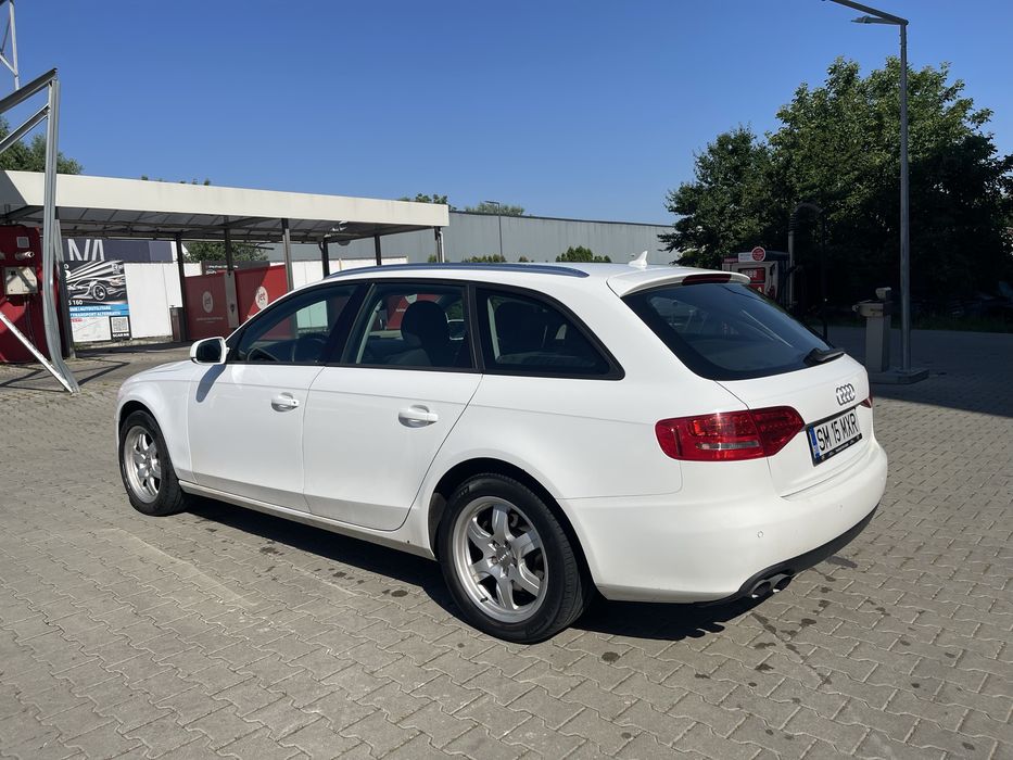AUDI A4 Avant 2010 — imagine 3