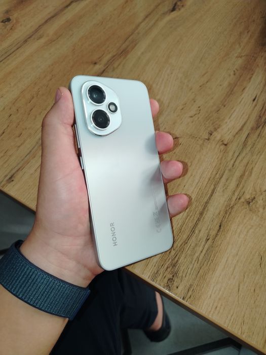Honor 400 lite holati ideal kafolat bilan