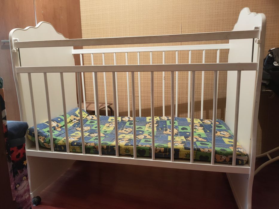 Продам детскую кровать