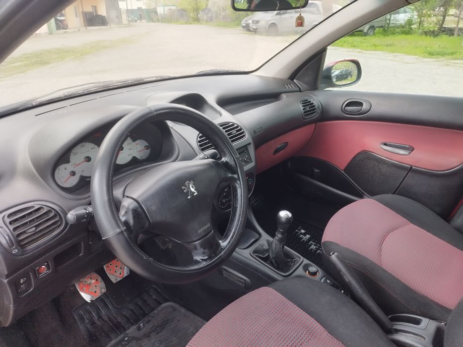 Peugeot 206//1.4 Diezel//