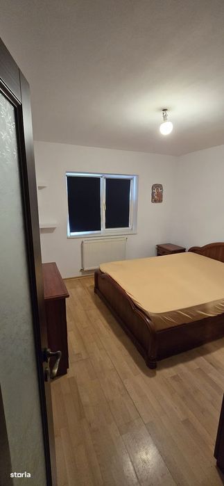 Închiriez 3 camere, Decomandate ,Călugăreni,Et. 1 65 mp