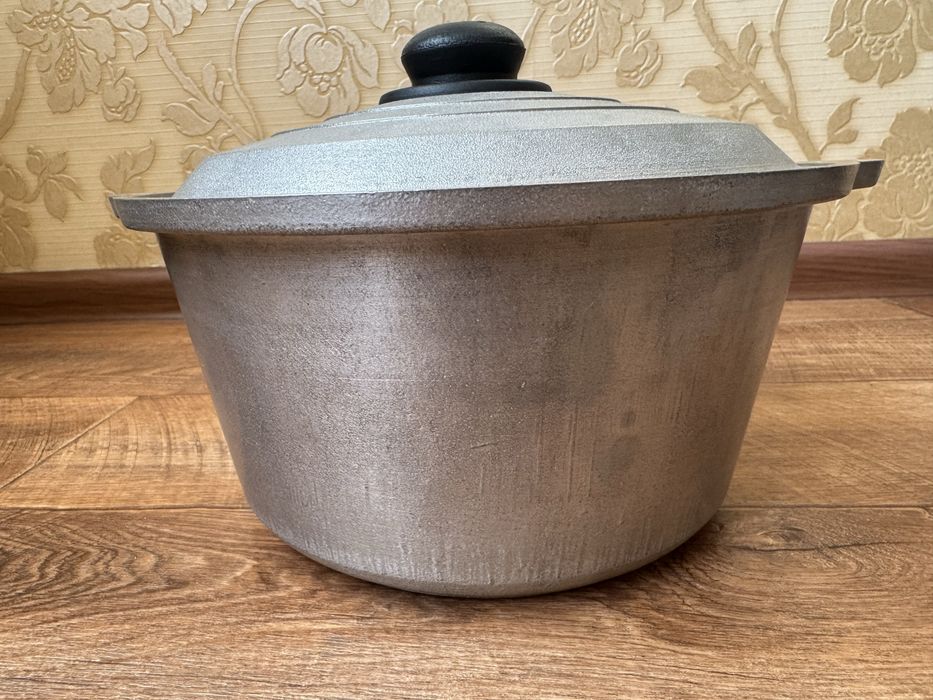 Казаны, сковороды советские