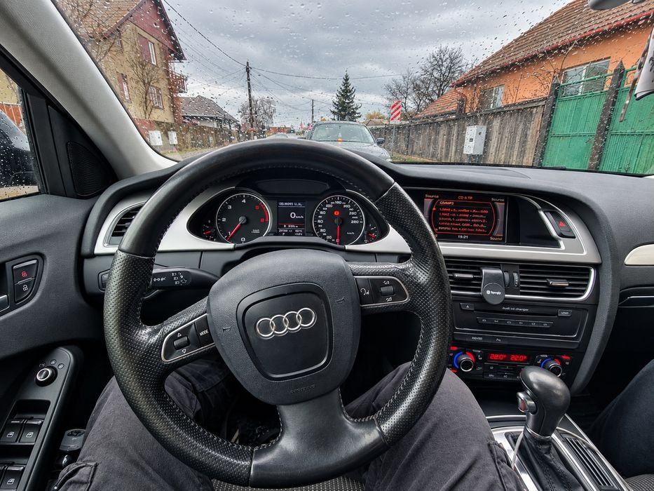 Vand/Schimb Audi A4 B8