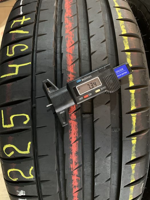 225 45 17 anvelope de vara