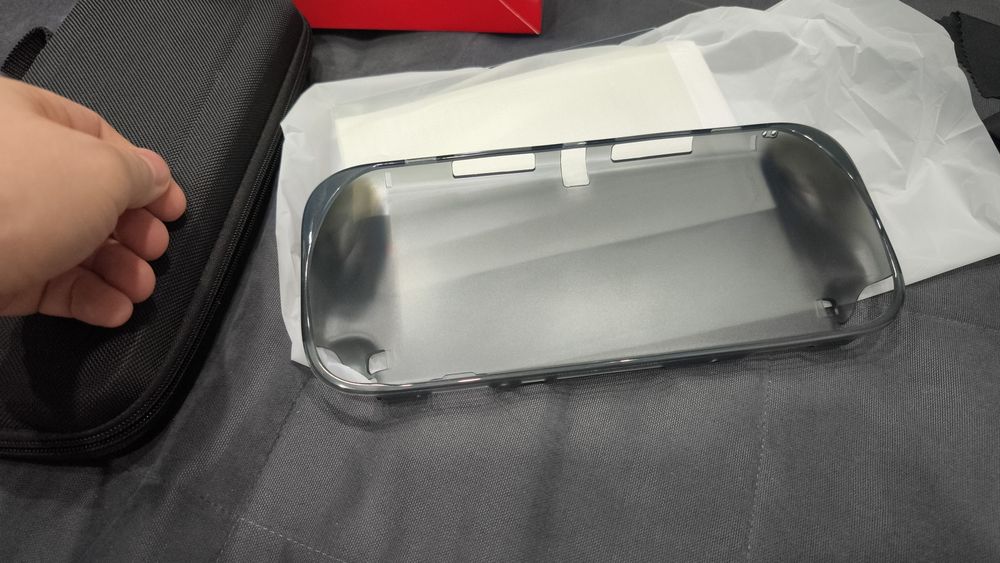 Продам сумку и чехол для Nintendo switch 2