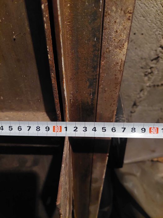 Спешно входна желязна врата