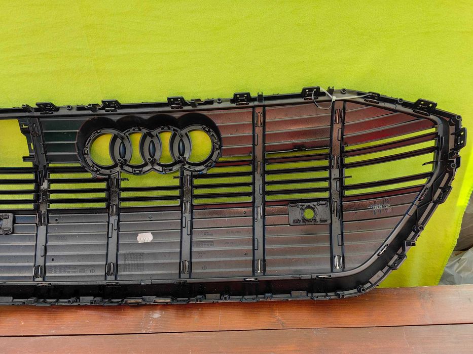 Решетка за Audi E-Tron / Ауди Е Трон Етрон